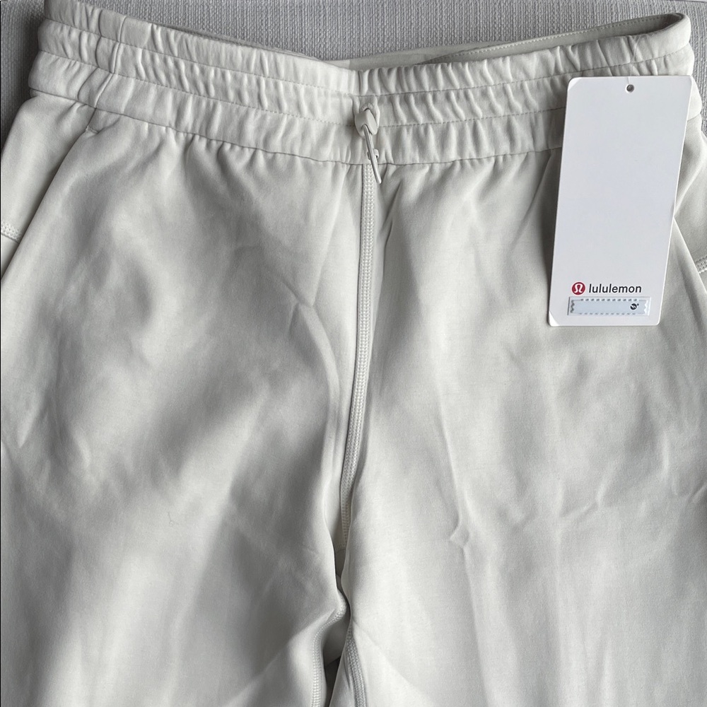 NWT Lululemon softstreme high rise pant regular size 6 in BONE - Picture 3 of 11